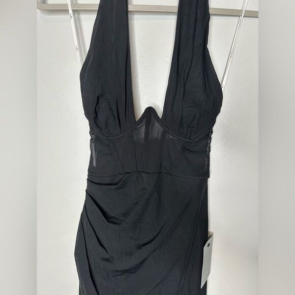 Lulus Never Ending Glamour Halter Gown NWT - Picture 7 of 8